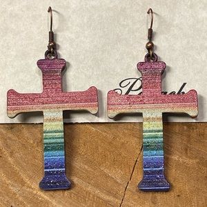 NWT! BeAuTiFuL Boutique Colorful Cross Earrings! ❤️